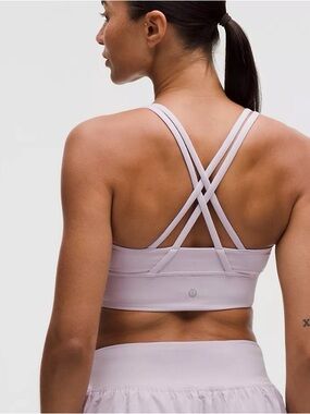 lululemon Energy Longline Bra
Medium Support Sz 4 light Pink